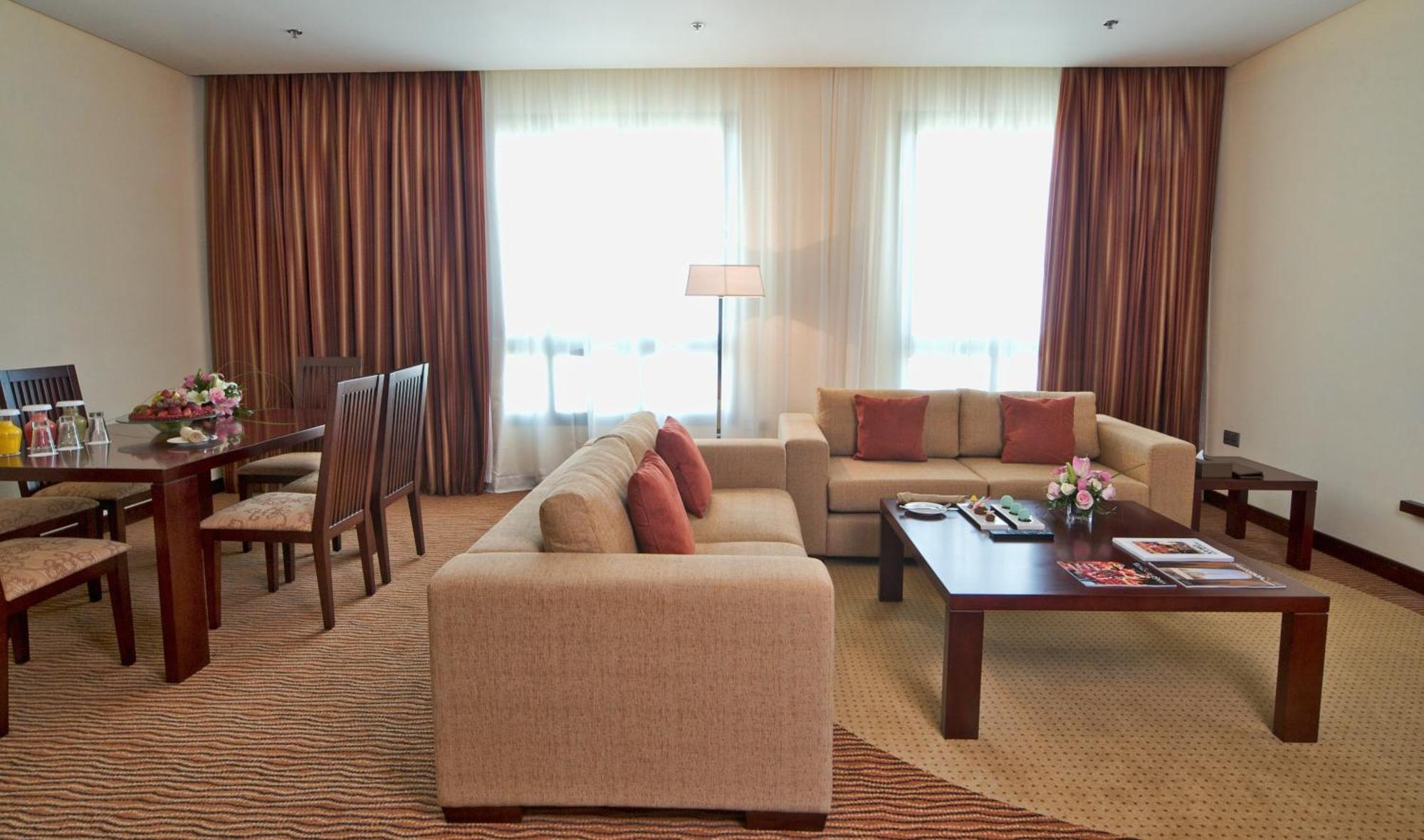 City Seasons Hotel & Suites מוסקט מראה חיצוני תמונה