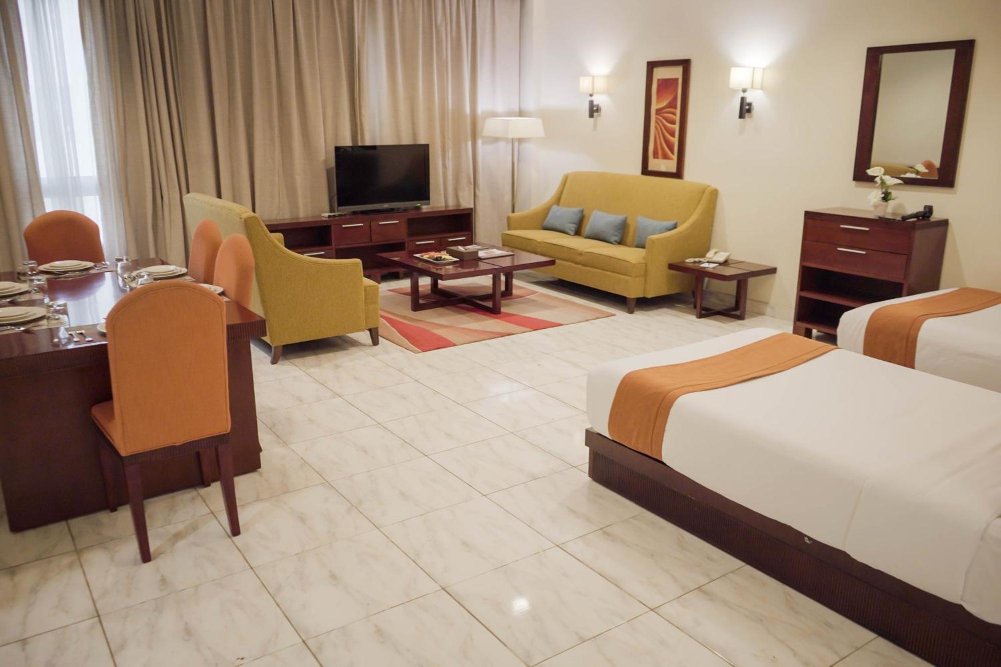 City Seasons Hotel & Suites מוסקט חדר תמונה