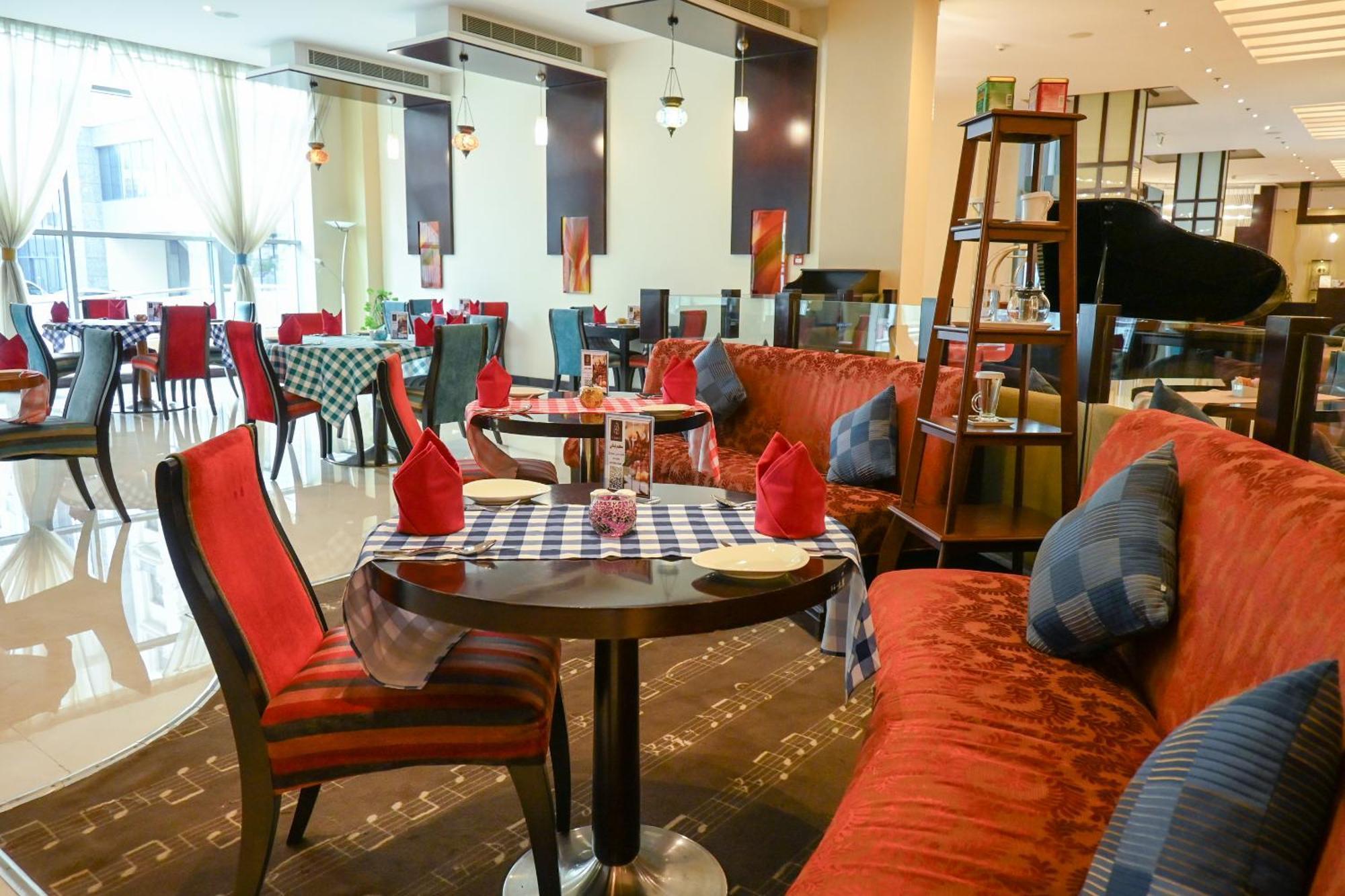 City Seasons Hotel & Suites מוסקט מראה חיצוני תמונה
